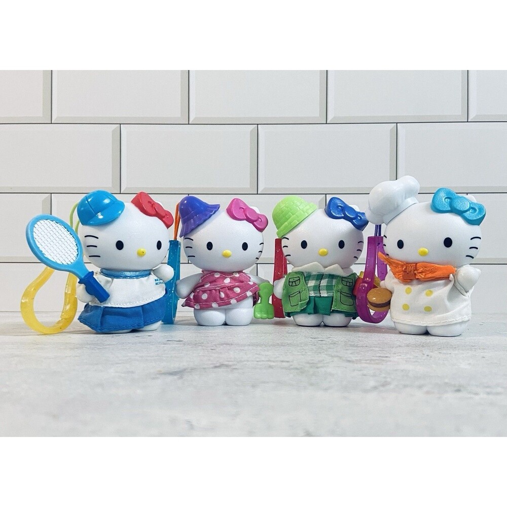 Vintage 2000 Sanrio Hello Kitty x McDonald’s Bundle backpack Clip Keychains Set